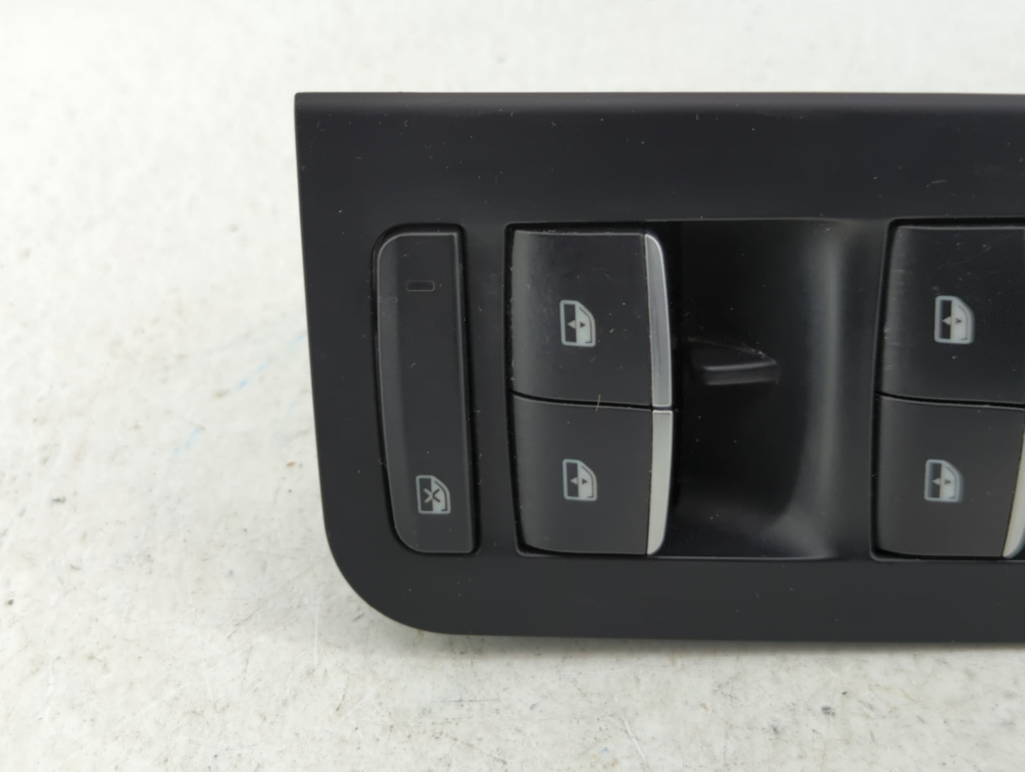 2017 Alfa Romeo Giulia Master Power Window Switch Replacement Driver Side Left P/N:01561181990 Fits OEM Used Auto Parts - Oe