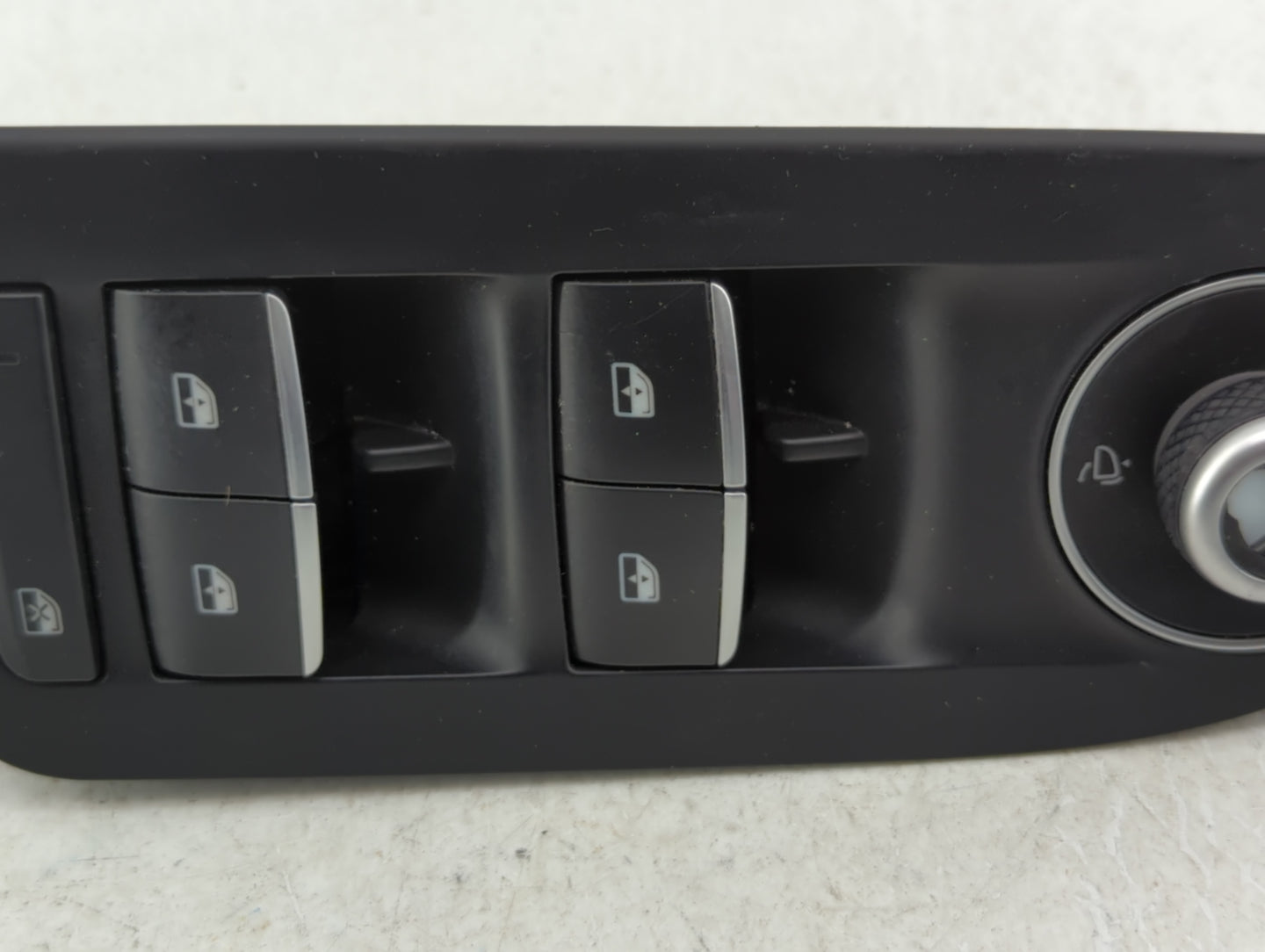 2017 Alfa Romeo Giulia Master Power Window Switch Replacement Driver Side Left P/N:01561181990 Fits OEM Used Auto Parts - Oe