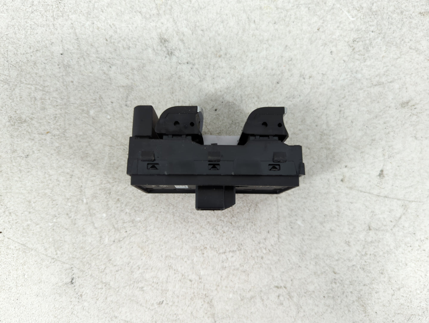 2019 Alfa Romeo Stelvio Master Power Window Switch Replacement Driver Side Left P/N:01561291690 Fits OEM Used Auto Parts - O