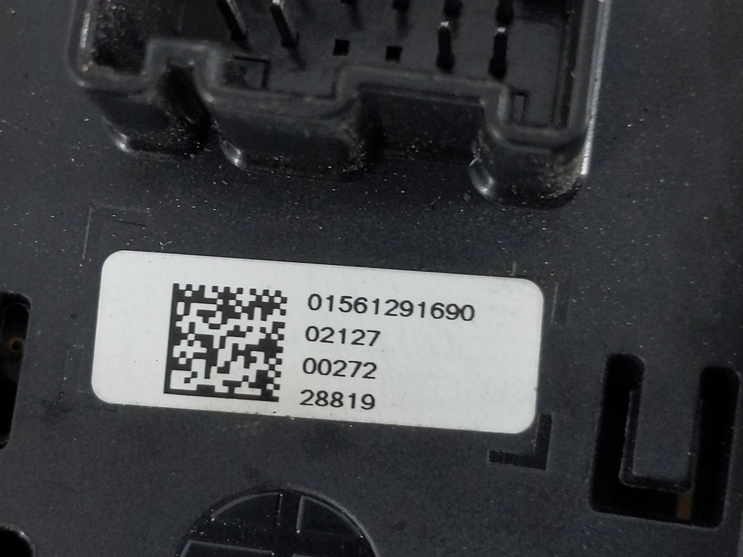 2019 Alfa Romeo Stelvio Master Power Window Switch Replacement Driver Side Left P/N:01561291690 Fits OEM Used Auto Parts - O