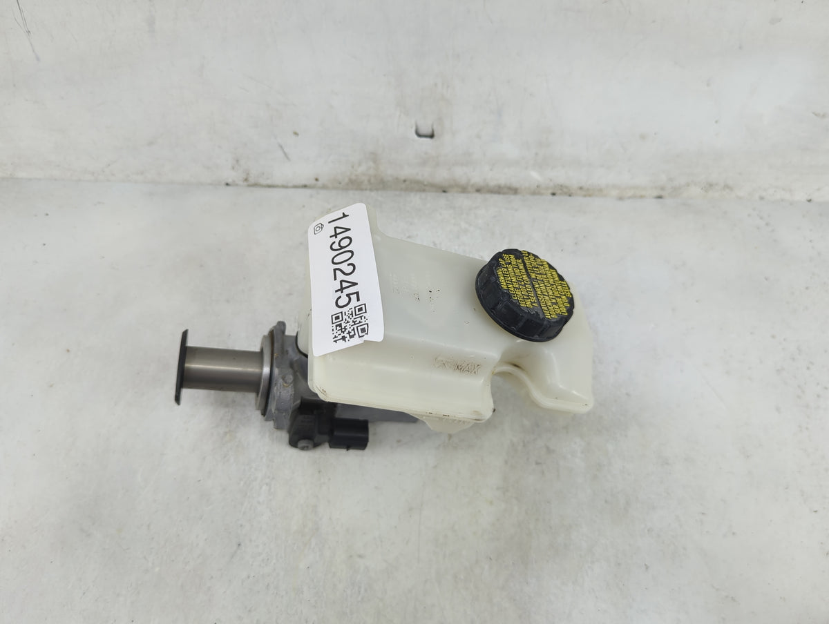 2019 Alfa Romeo Stelvio Brake Master Cylinder - Oemusedautoparts1.com