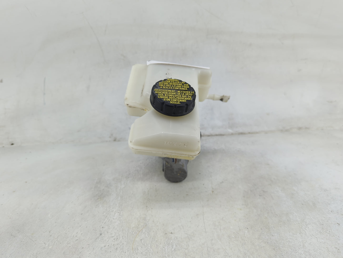 2019 Alfa Romeo Stelvio Brake Master Cylinder - Oemusedautoparts1.com