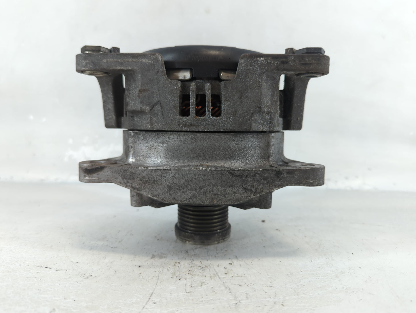 2019 Alfa Romeo Stelvio Alternator Replacement Generator Charging Assembly Engine OEM P/N:104211-0690 50537696 Fits Fits 201