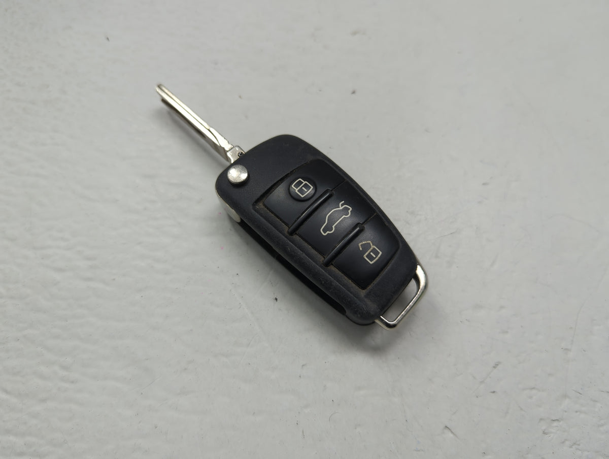 Audi A3 Keyless Entry Remote Fob NBGFS12A71 8X0 837 220 E | 8X0837220E 4 buttons - Oemusedautoparts1.com