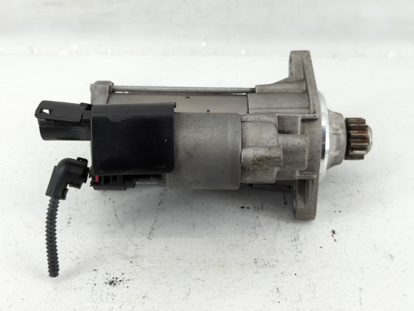 2017-2018 Audi A3 Car Starter Motor Solenoid OEM P/N:02E 911 024 M Fits Fits 2017 2018 2019 OEM Used Auto Parts - Oemusedaut