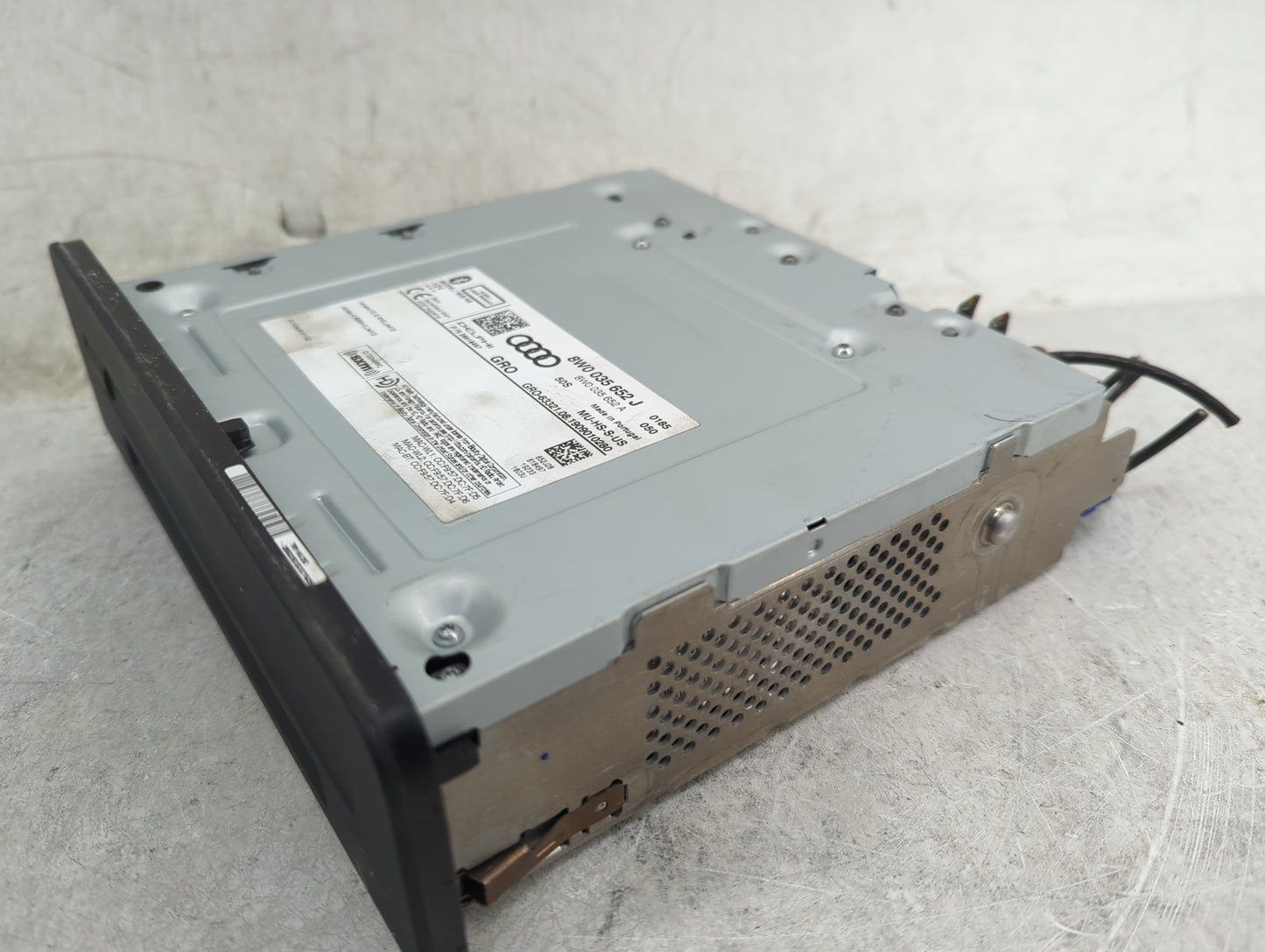 2017-2019 Audi A4 Radio AM FM Cd Player Receiver Replacement P/N:8W0035652J 8W0035652A, 28618497 Fits Fits 2017 2018 2019 20