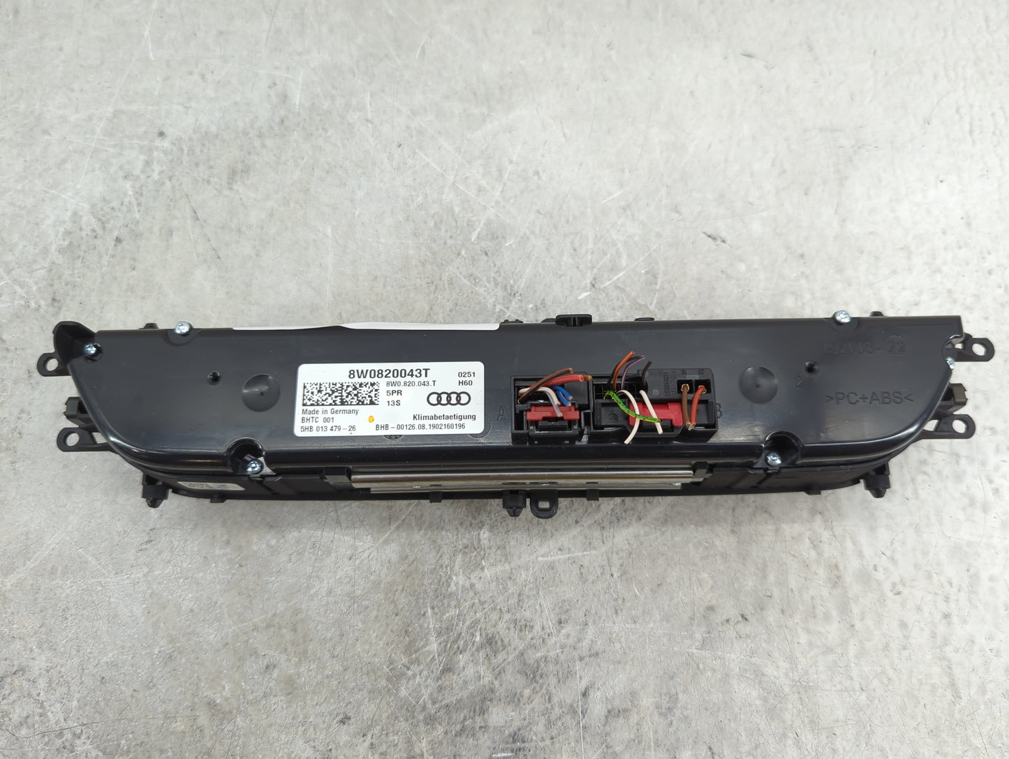 2017-2019 Audi A4 Climate Control Module Temperature AC/Heater Replacement P/N:8W0820043T Fits Fits 2017 2018 2019 2020 OEM 