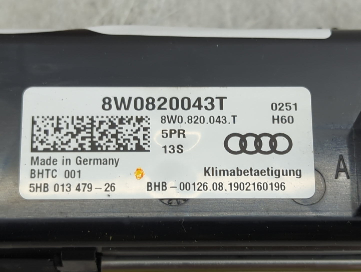 2017-2019 Audi A4 Climate Control Module Temperature AC/Heater Replacement P/N:8W0820043T Fits Fits 2017 2018 2019 2020 OEM 