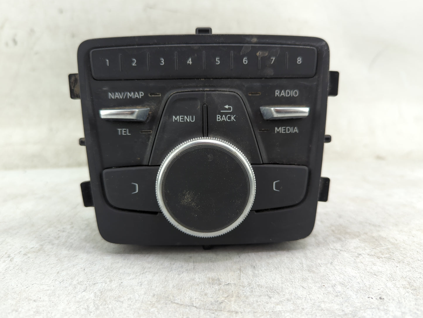 2017-2019 Audi A4 Radio Control Panel - Oemusedautoparts1.com