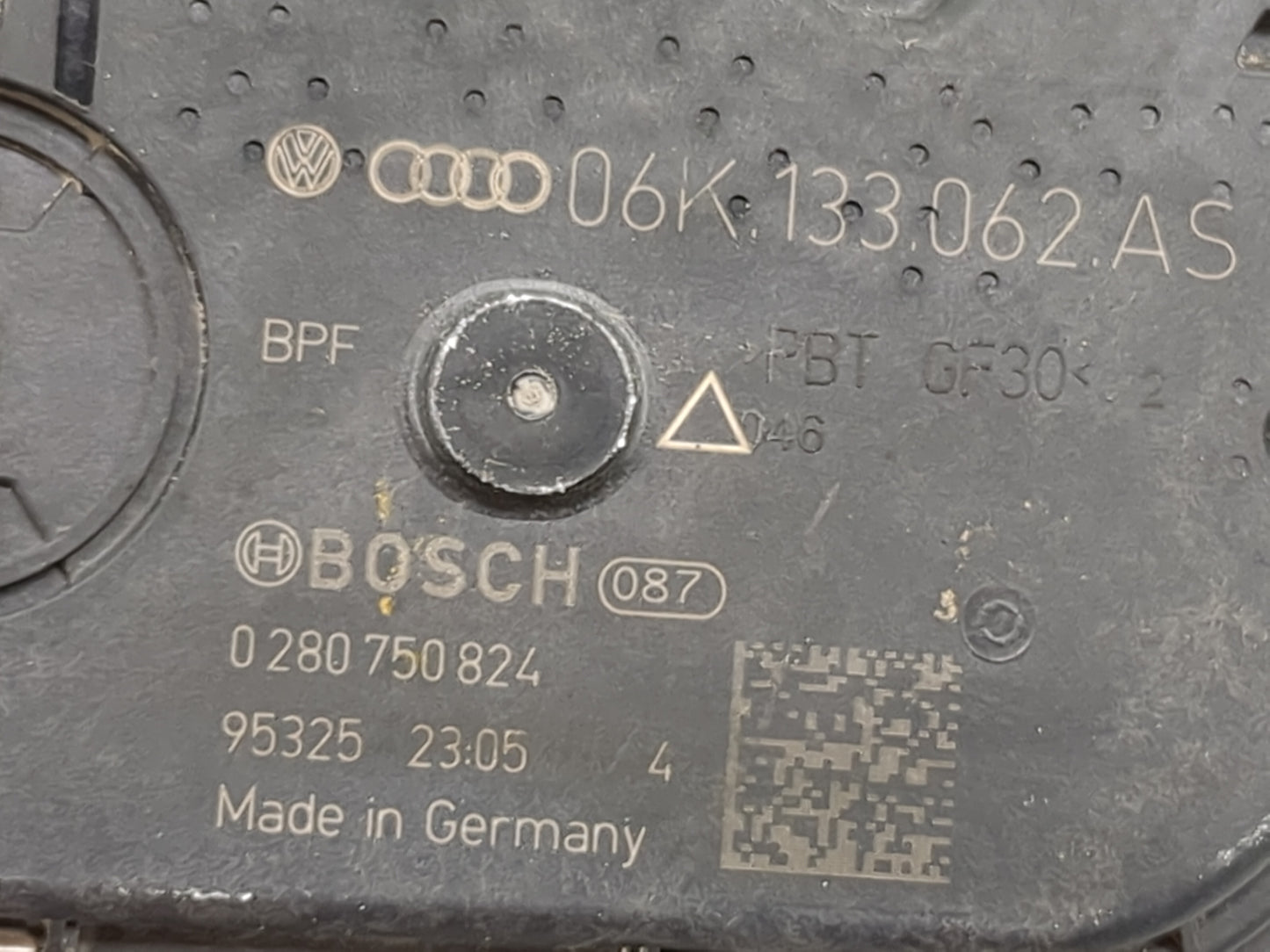2017-2020 Audi A4 Throttle Body P/N:06K133062AS 0280750824 Fits Fits 2017 2018 2019 2020 2021 2022 OEM Used Auto Parts - Oem