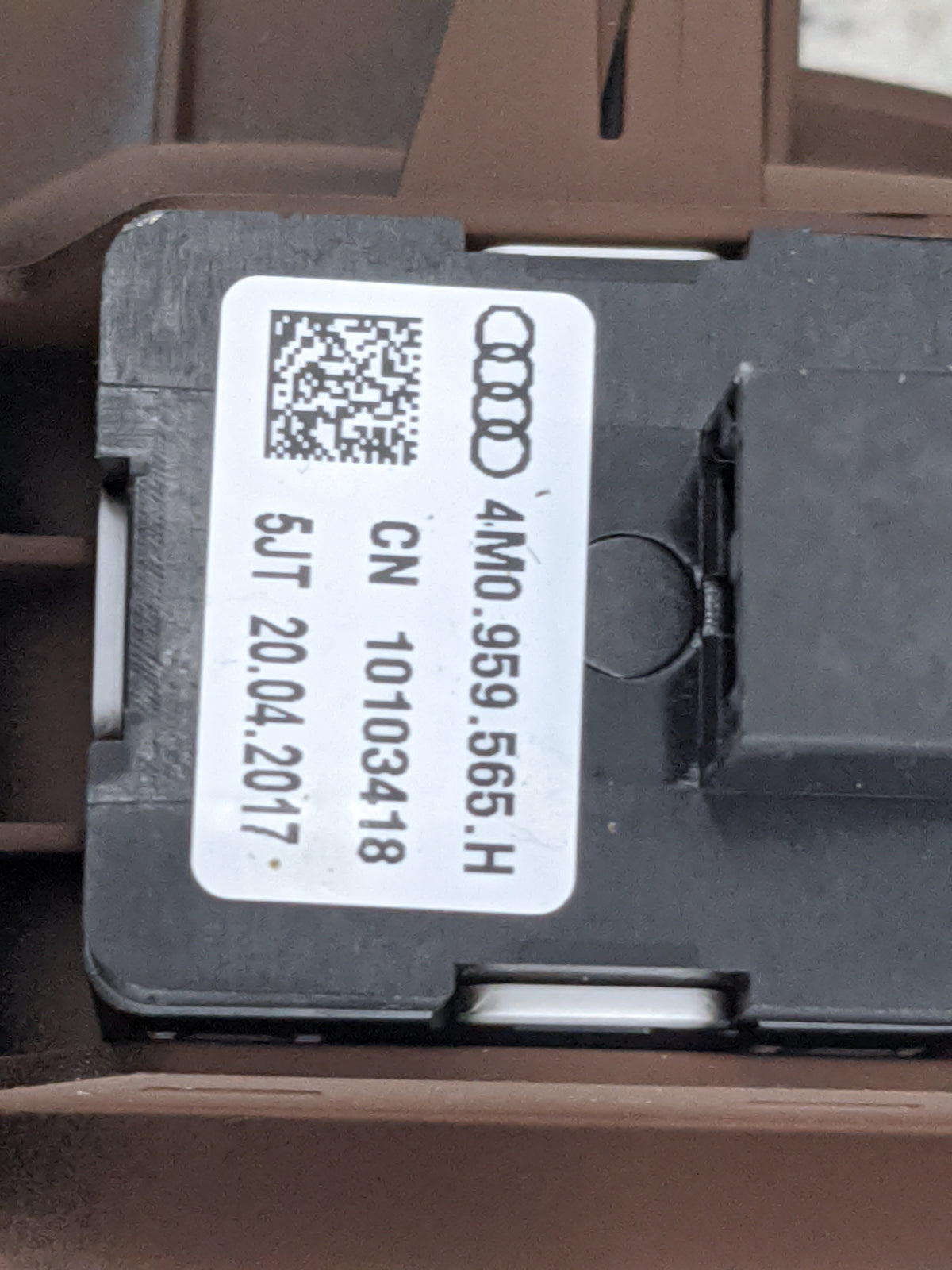2017-2021 Audi A4 Master Power Window Switch Replacement Driver Side Left P/N:4M0.959.565.H 4M0959565H Fits OEM Used Auto Pa