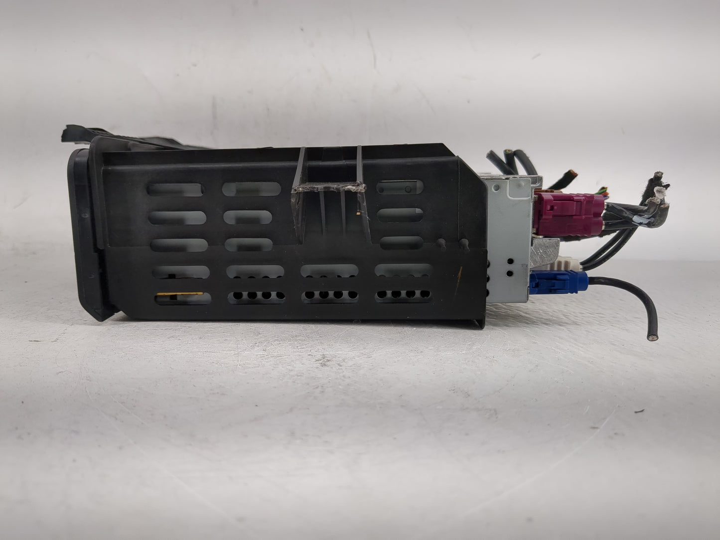 2019 Audi A5 Radio AM FM Cd Player Receiver Replacement P/N:8W5 035 880 C Fits OEM Used Auto Parts - Oemusedautoparts1.com