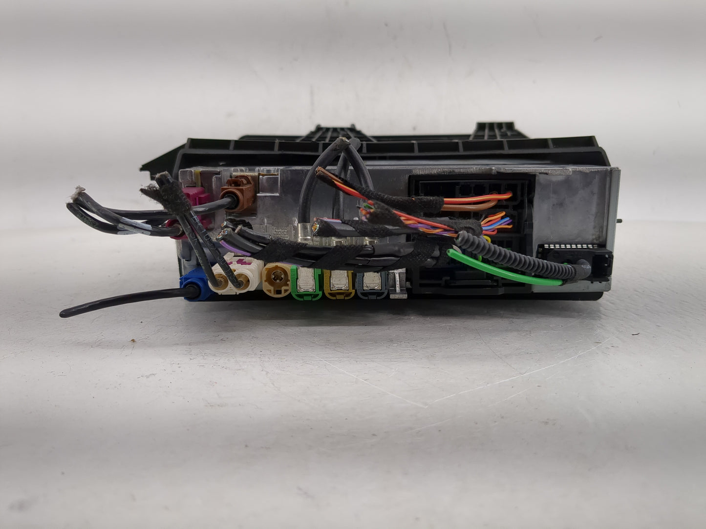 2019 Audi A5 Radio AM FM Cd Player Receiver Replacement P/N:8W5 035 880 C Fits OEM Used Auto Parts - Oemusedautoparts1.com