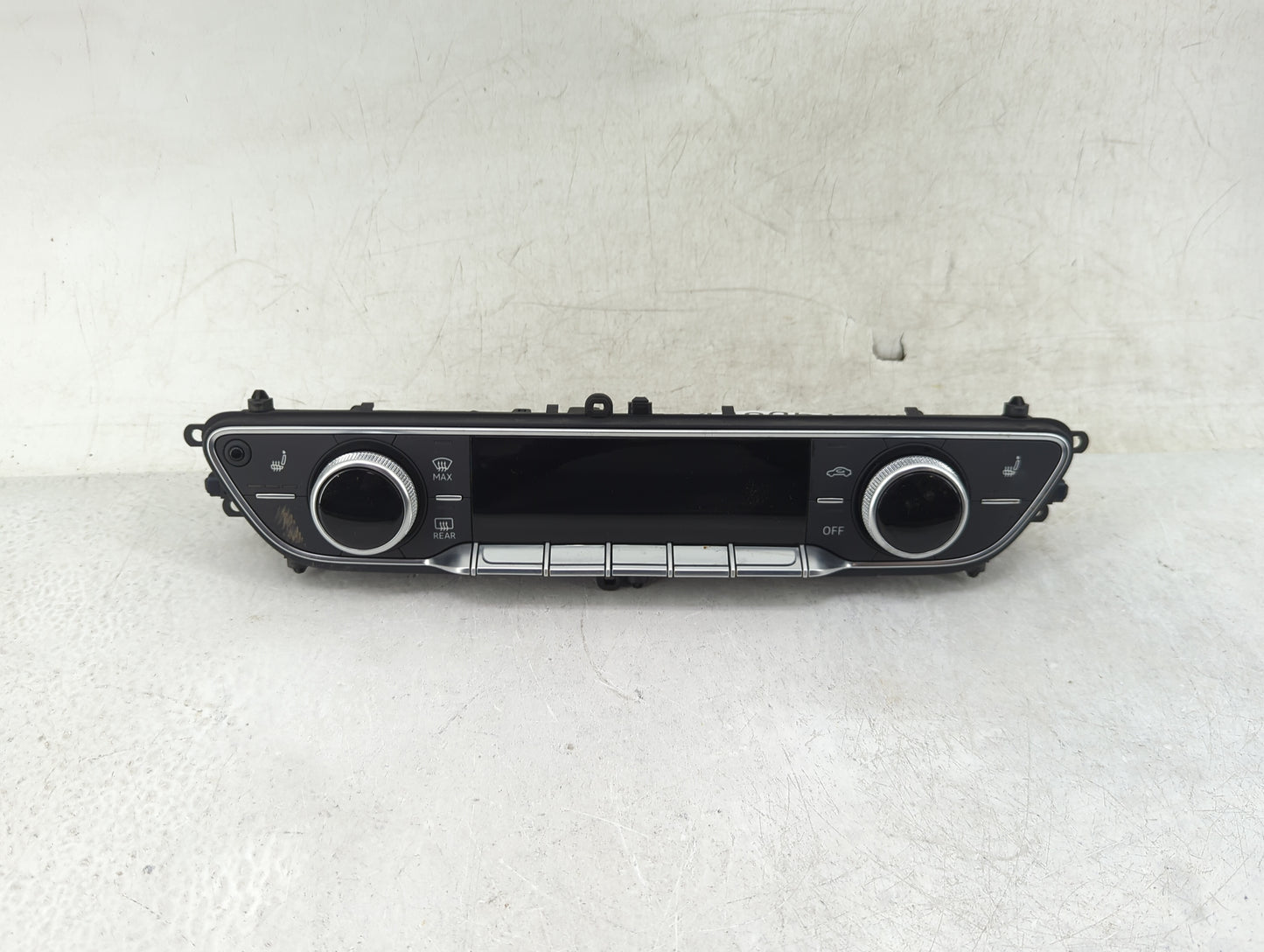2019 Audi A5 Climate Control Module Temperature AC/Heater Replacement P/N:8W0820043T 8W0.820.043.T, 5HB013479-26 Fits OEM Us