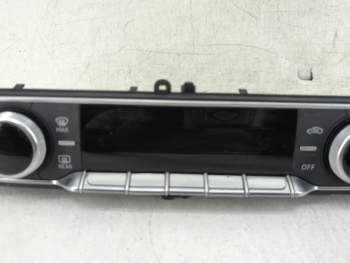 2019 Audi A5 Climate Control Module Temperature AC/Heater Replacement P/N:8W0820043T 8W0.820.043.T, 5HB013479-26 Fits OEM Us