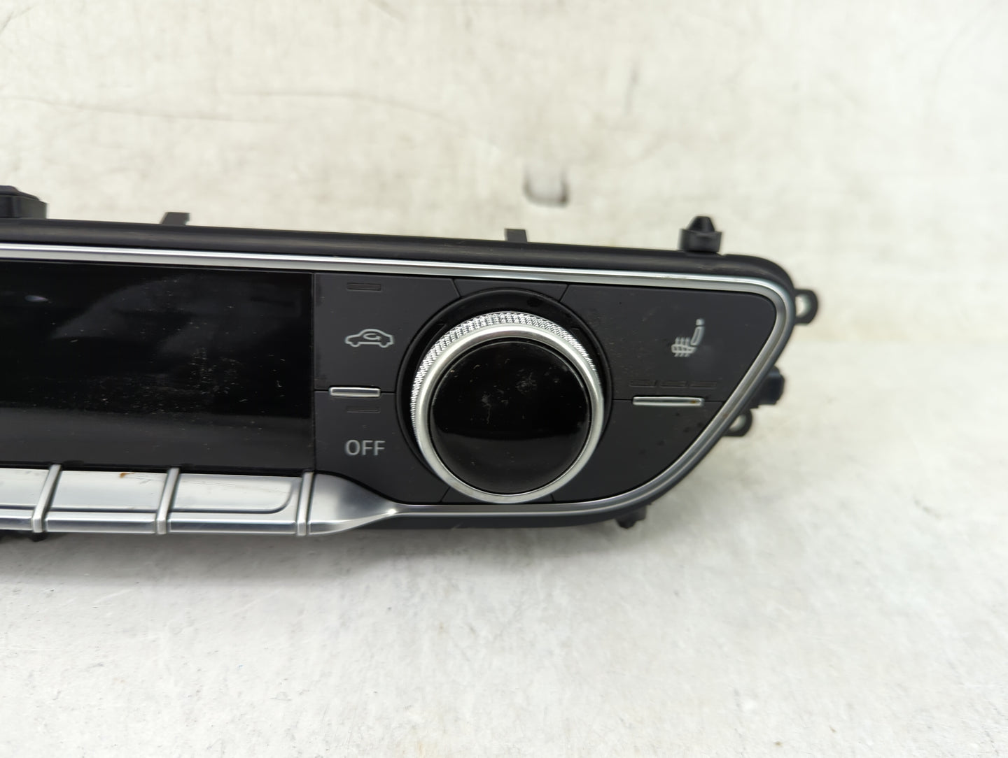 2019 Audi A5 Climate Control Module Temperature AC/Heater Replacement P/N:8W0820043T 8W0.820.043.T, 5HB013479-26 Fits OEM Us