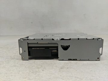 2019 Audi A7 Radio AM FM Cd Player Receiver Replacement P/N:4K0 035 084 B Fits OEM Used Auto Parts - Oemusedautoparts1.com