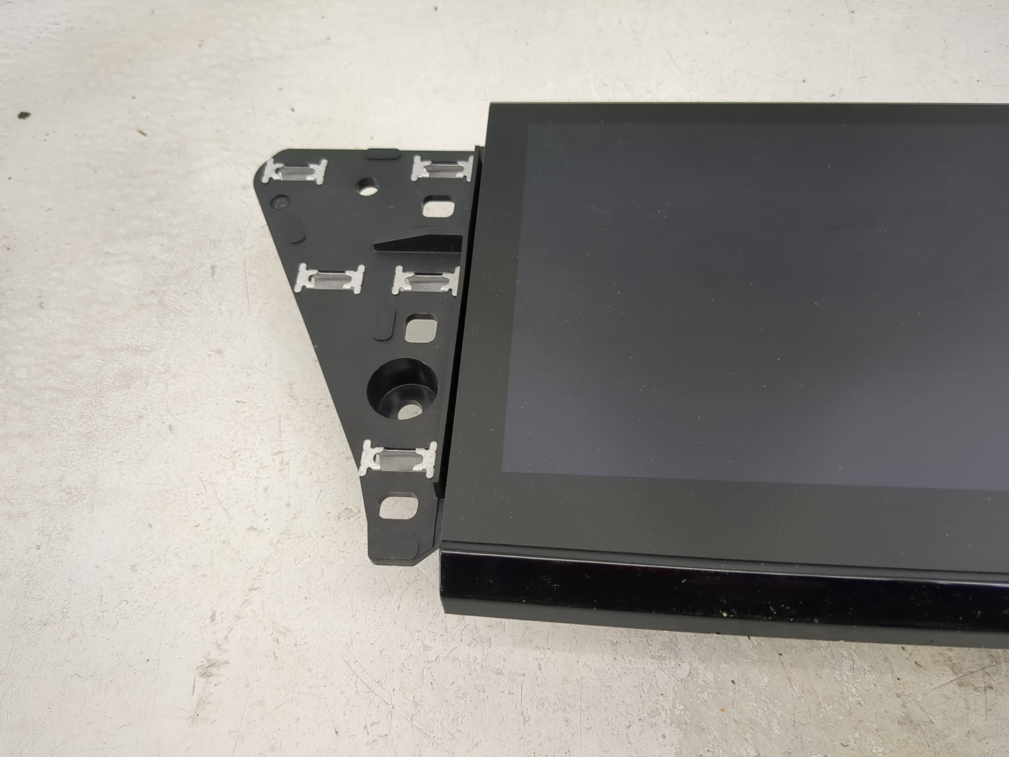 2019 Audi E-tron Information Display Screen - Oemusedautoparts1.com
