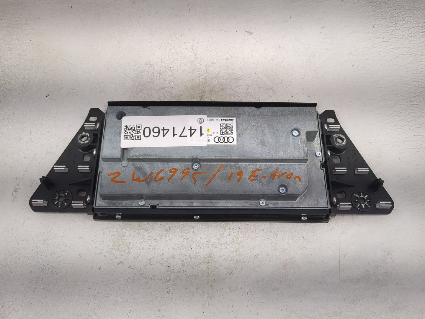 2019 Audi E-tron Information Display Screen - Oemusedautoparts1.com