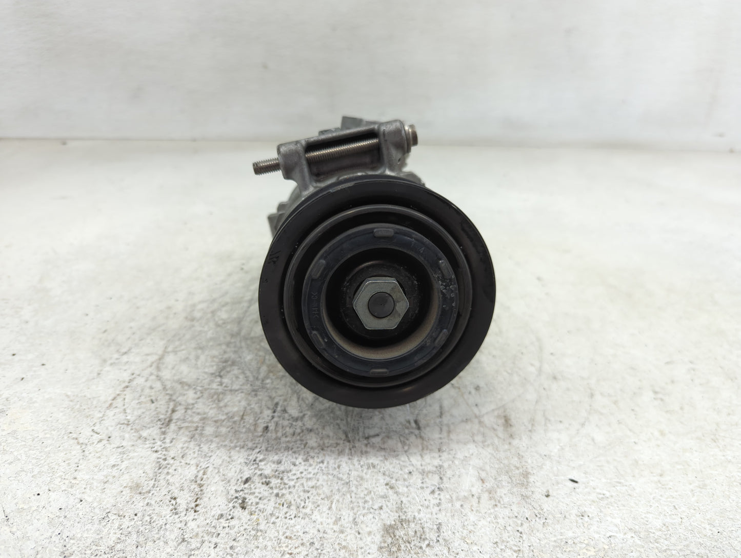 2018-2020 Audi Q5 Air Conditioning A/c Ac Compressor Oem - Oemusedautoparts1.com