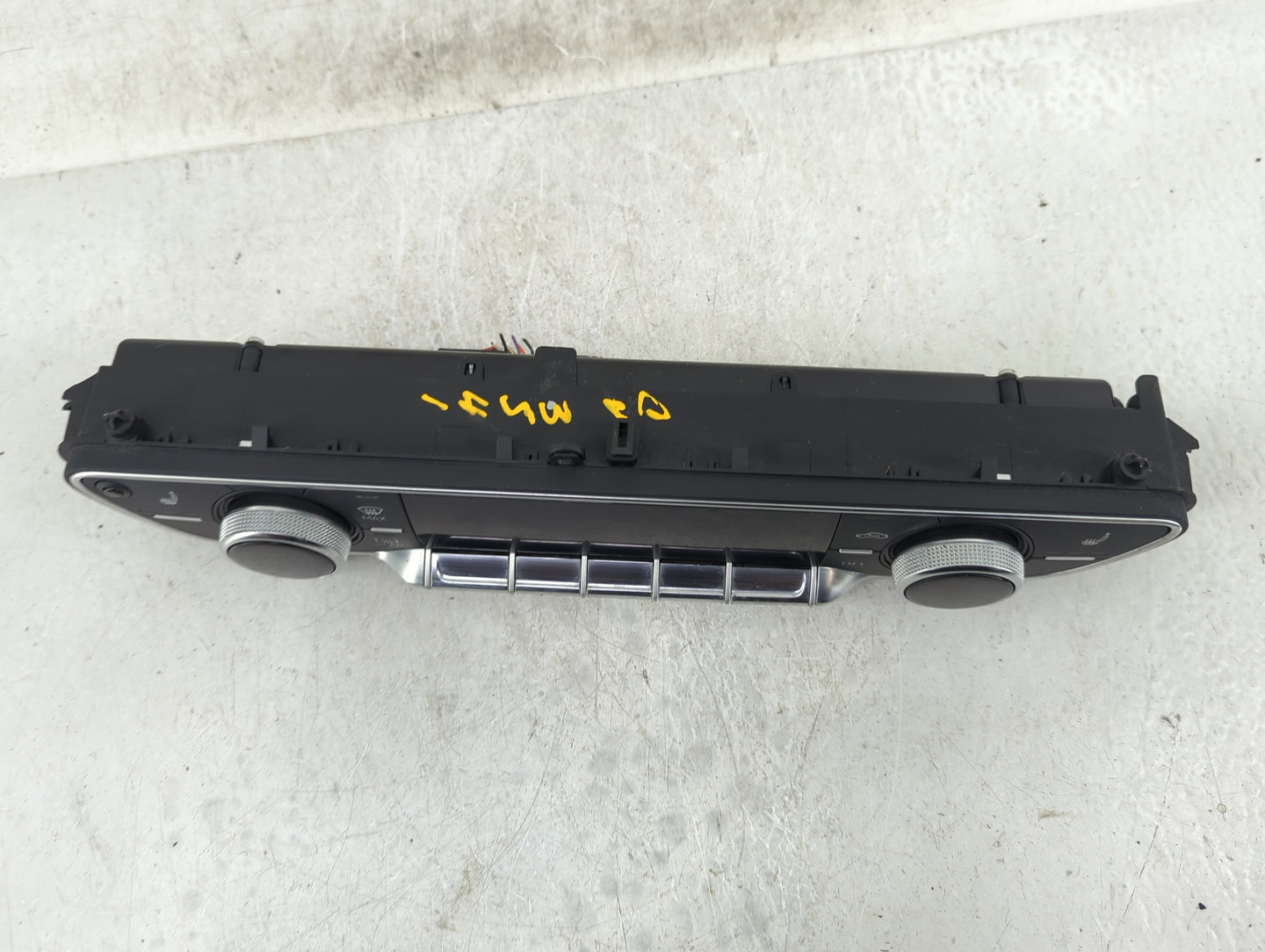 2018-2020 Audi Q5 Climate Control Module Temperature AC/Heater Replacement P/N:80A820043N Fits Fits 2017 2018 2019 2020 OEM 
