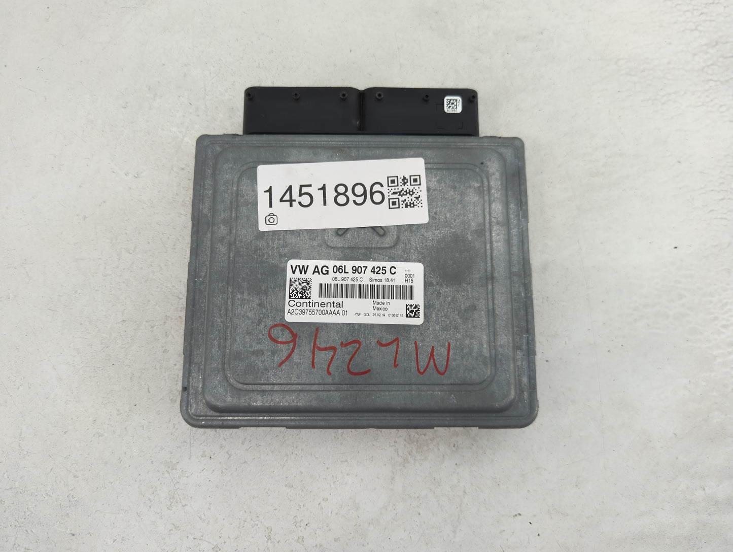 2018-2020 Audi Q5 PCM Engine Control Computer ECU ECM PCU OEM P/N:06L 907 425 C Fits Fits 2018 2019 2020 OEM Used Auto Parts