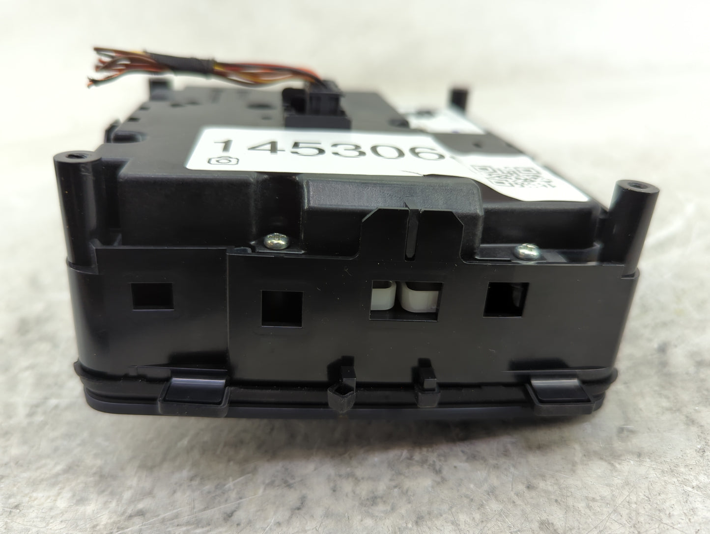 2019 Audi Q5 Climate Control Module Temperature AC/Heater Replacement P/N:80A.919.614.A 80A919614A Fits OEM Used Auto Parts 