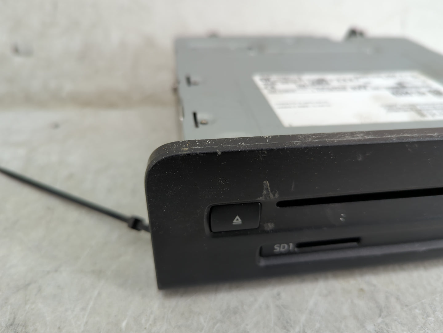 2019 Audi Q5 Radio AM FM Cd Player Receiver Replacement P/N:8W0035664J 28618496, XPYELLAW133, 8595A-ELLAW133 Fits OEM Used A