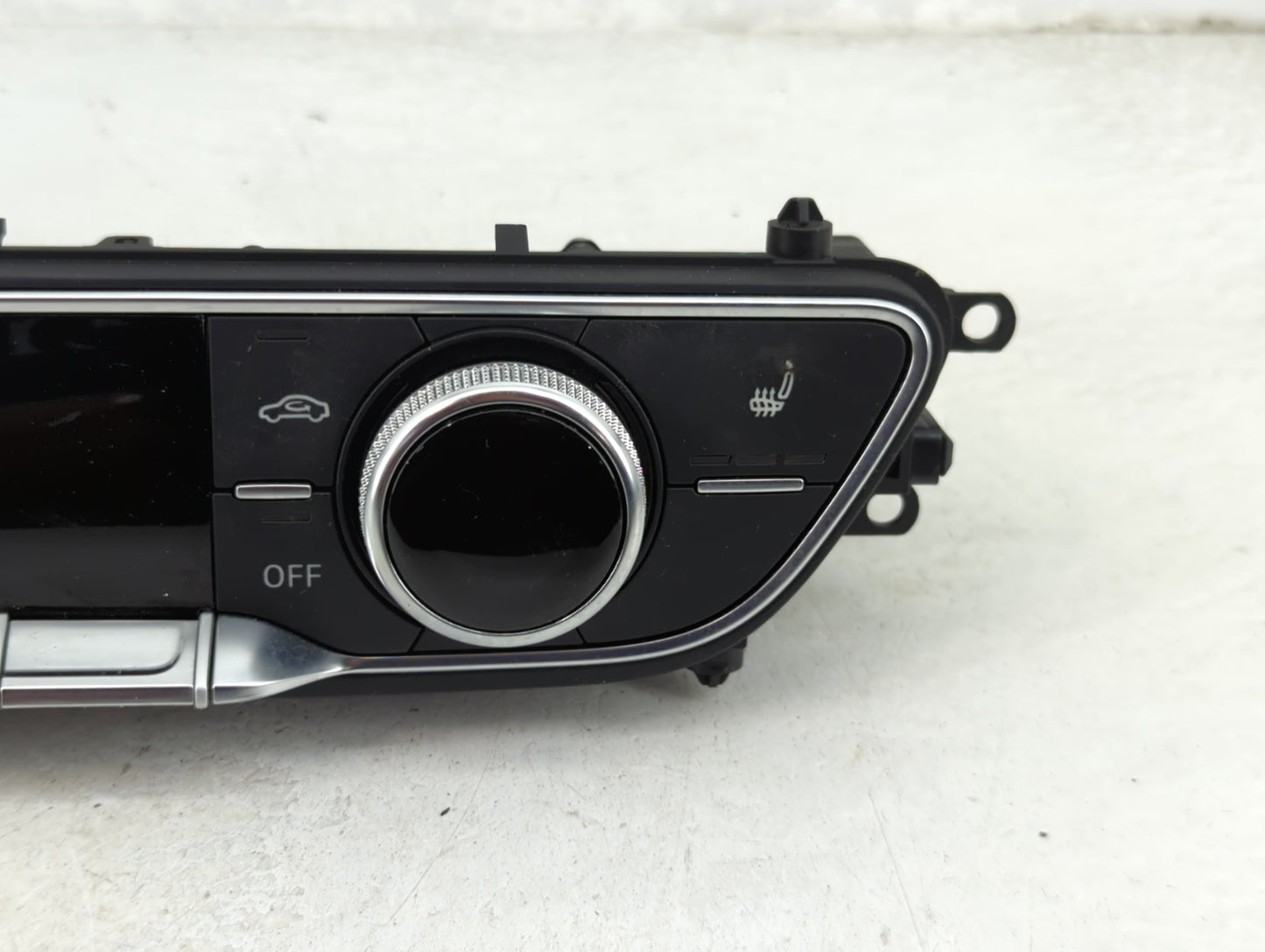2018-2020 Audi Q5 Climate Control Module Temperature AC/Heater Replacement P/N:80A820043N Fits Fits 2017 2018 2019 2020 OEM 