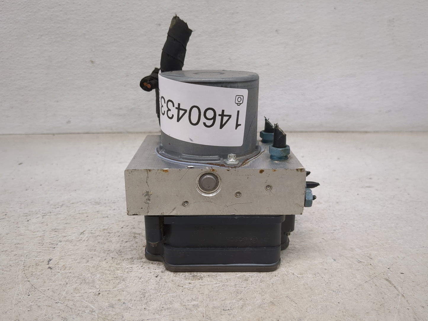 2018-2021 Audi Q5 ABS Pump Control Module Replacement P/N:80A614517AB 0265291692, 269793 Fits Fits 2018 2019 2020 2021 OEM U