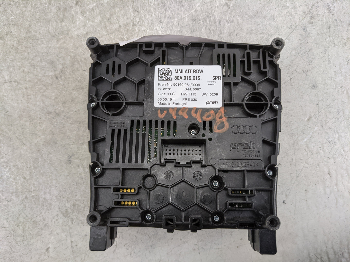 2019 Audi Q5 Radio AM FM Cd Player Receiver Replacement P/N:80A.919.615 90160-064/0006 Fits OEM Used Auto Parts - Oemusedaut