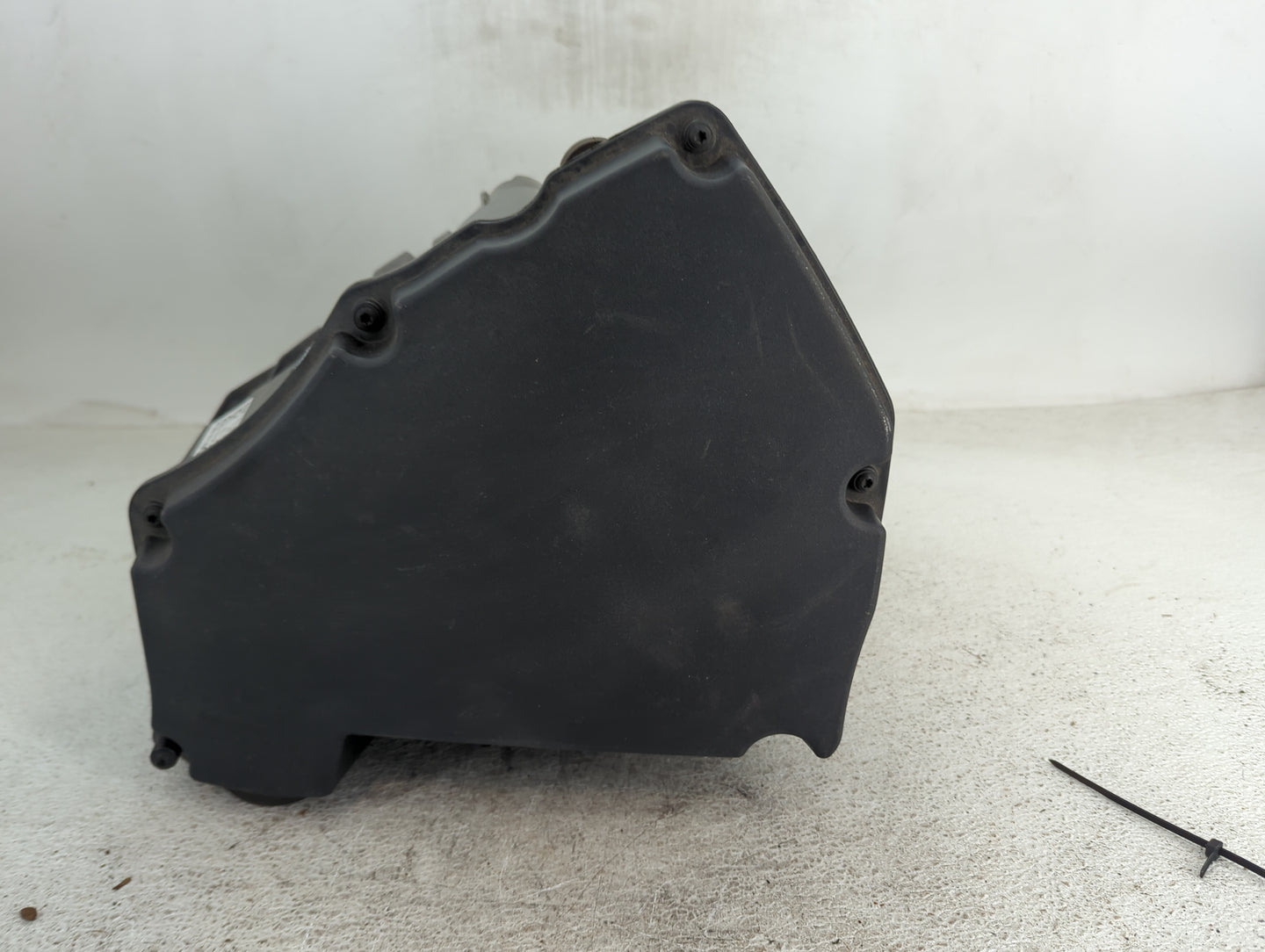 2018-2019 Audi Q5 Air Cleaner Intake-duct Hose Tube 1493466 - Oemusedautoparts1.com