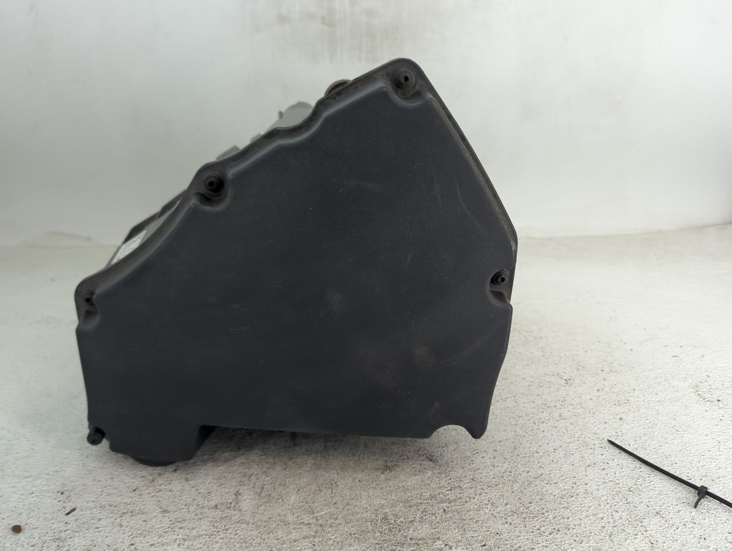2018-2019 Audi Q5 Air Cleaner Intake-duct Hose Tube 1493466 - Oemusedautoparts1.com