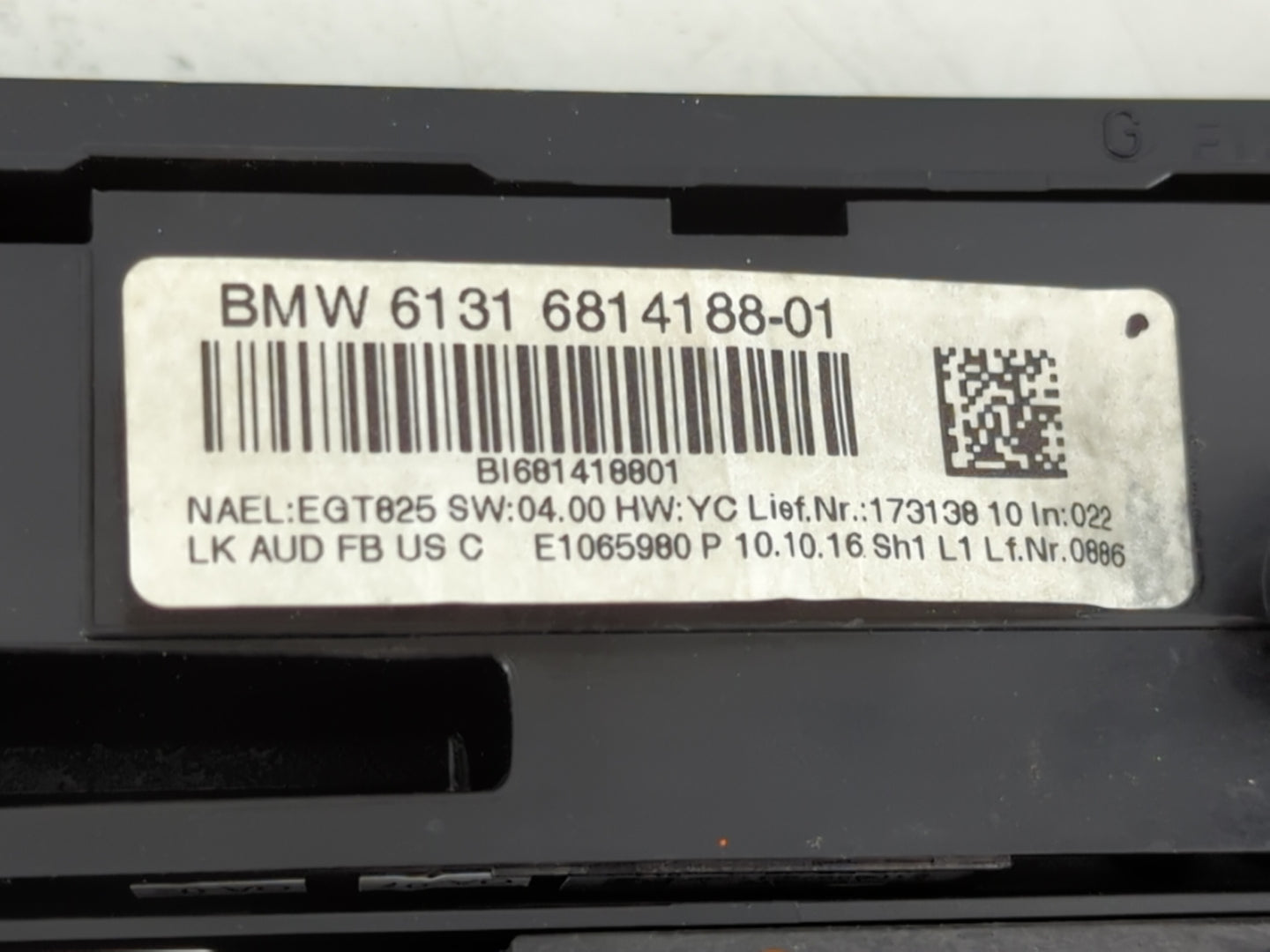 2019 Bmw 330i Radio AM FM Cd Player Receiver Replacement P/N:6131 6814188-01 Fits OEM Used Auto Parts - Oemusedautoparts1.co