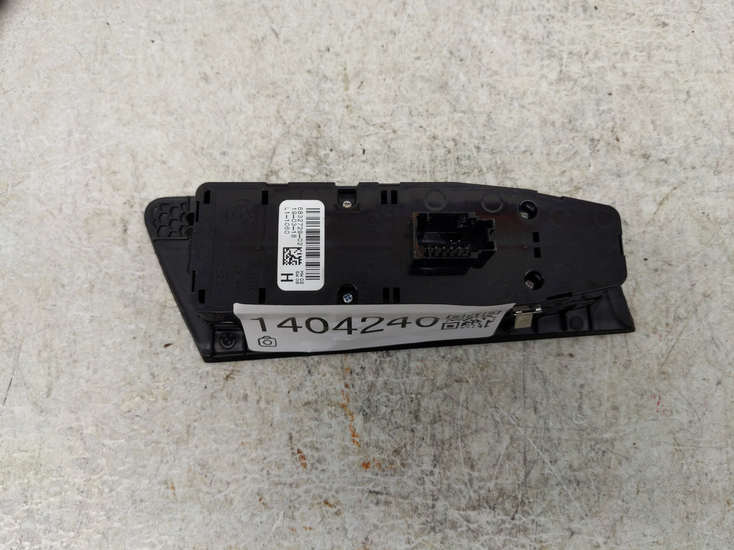 2019-2020 Bmw 330i Master Power Window Switch Replacement Driver Side Left P/N:6832729-02 Fits Fits 2019 2020 2021 OEM Used 