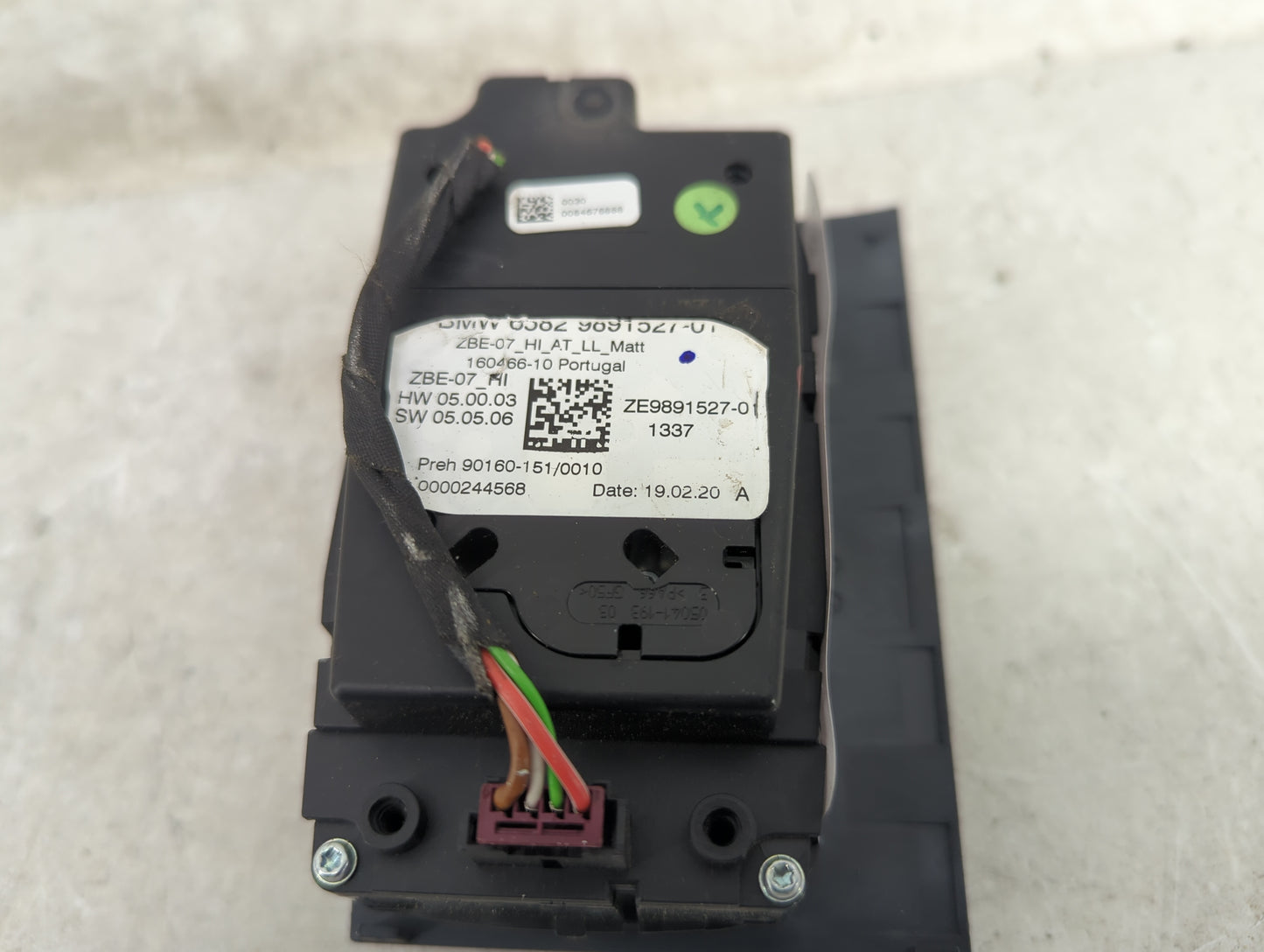 2019 Bmw 330i Radio AM FM Cd Player Receiver Replacement P/N:9891527-01 ZE9891527-01, 90160-151/0010 Fits OEM Used Auto Part