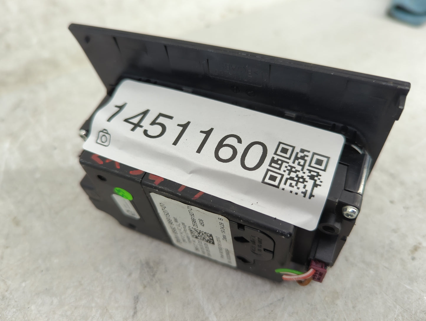 2019 Bmw 330i Information Display Screen - Oemusedautoparts1.com