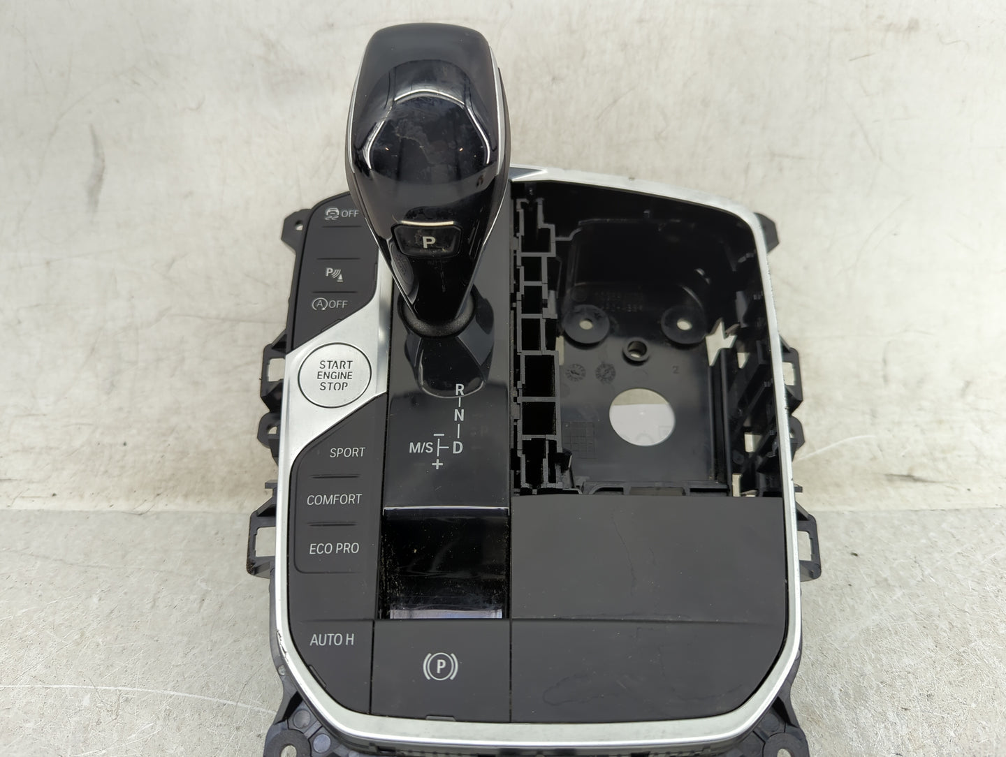 2019 Bmw 330i Floor Console Assembly Shifter - Oemusedautoparts1.com
