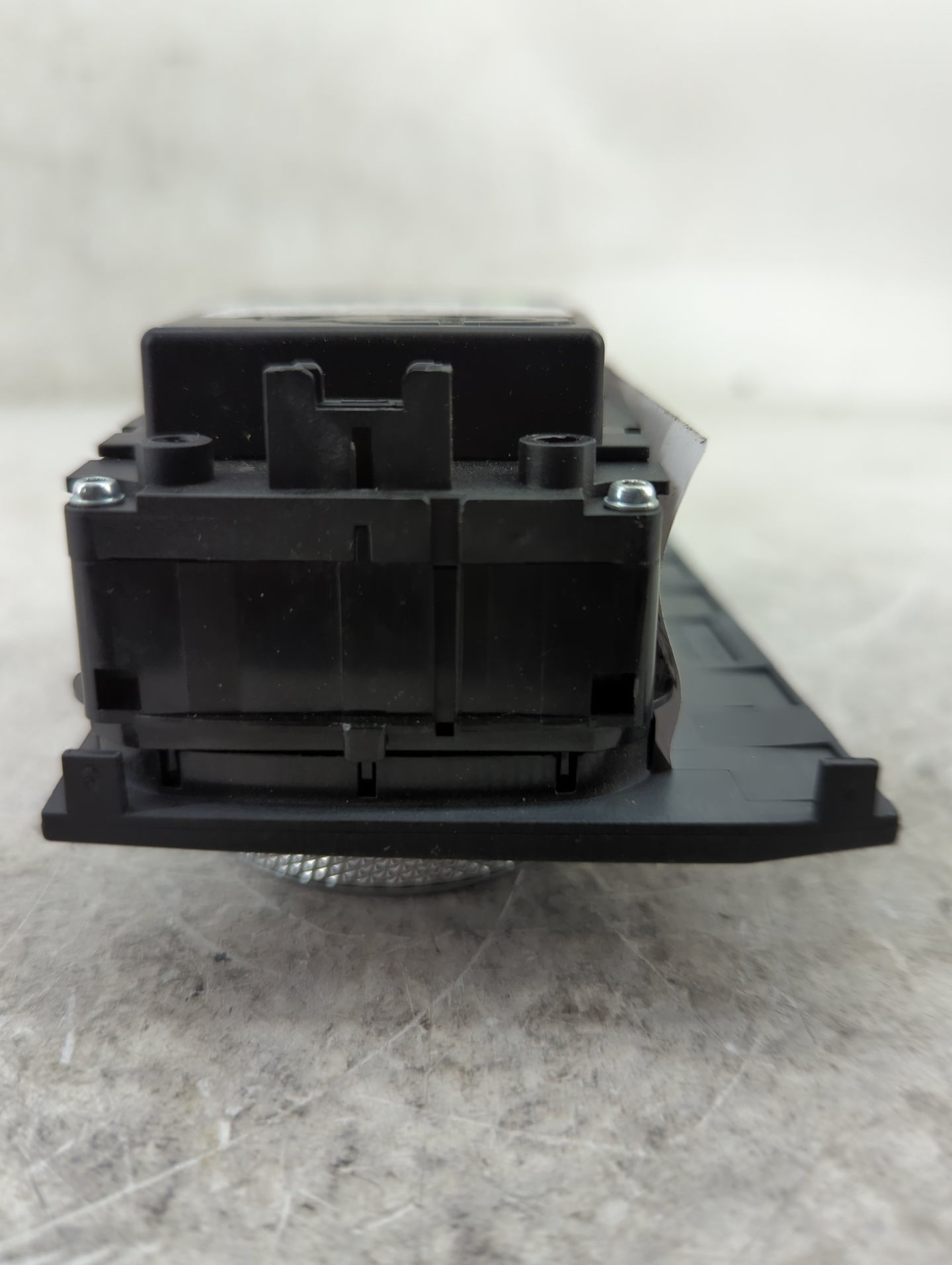 2019 Bmw 330i Radio AM FM Cd Player Receiver Replacement P/N:65829891527-01 ZE9891527-01 Fits OEM Used Auto Parts - Oemuseda