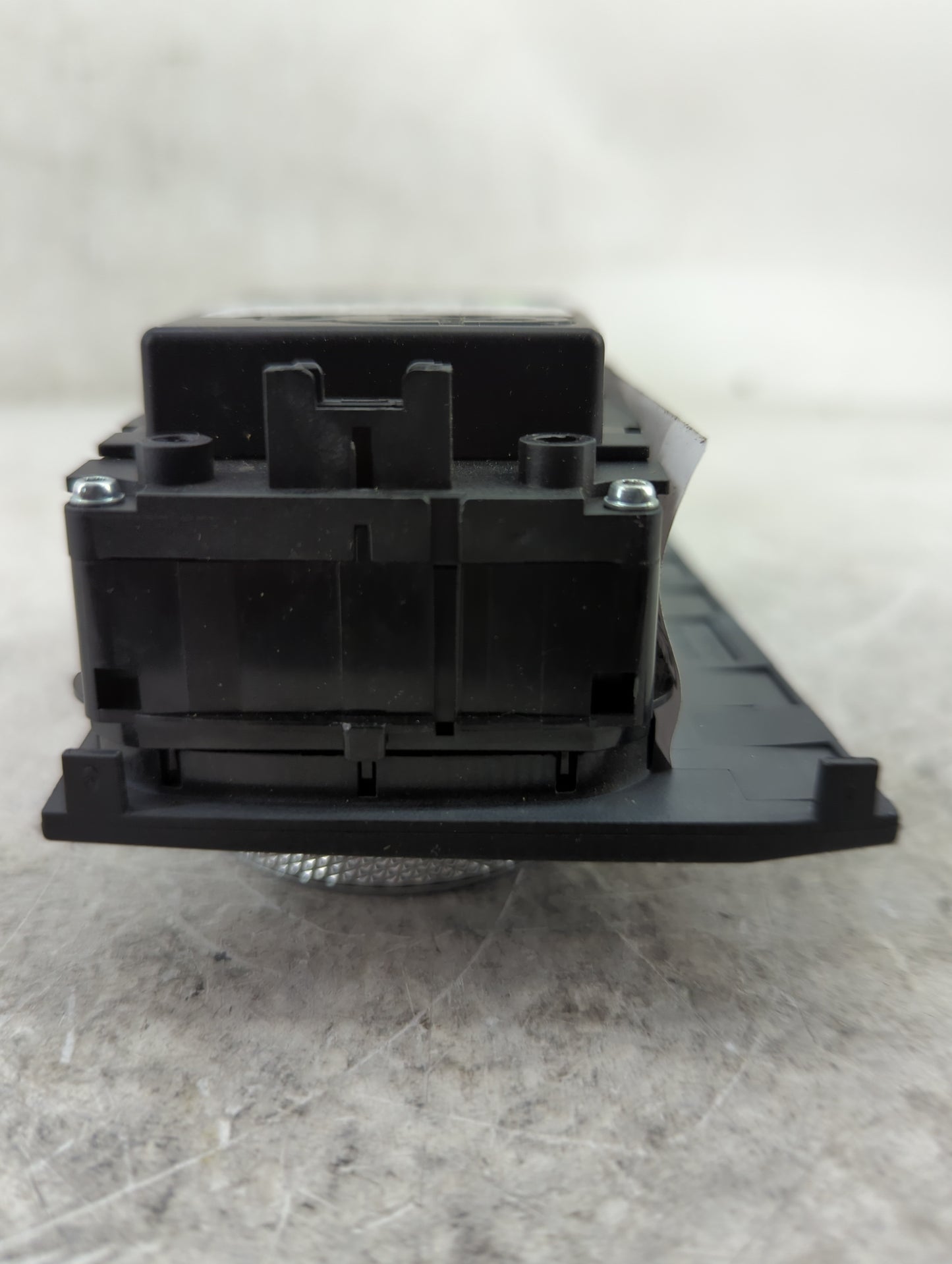 2019 Bmw 330i Radio AM FM Cd Player Receiver Replacement P/N:65829891527-01 ZE9891527-01 Fits OEM Used Auto Parts - Oemuseda
