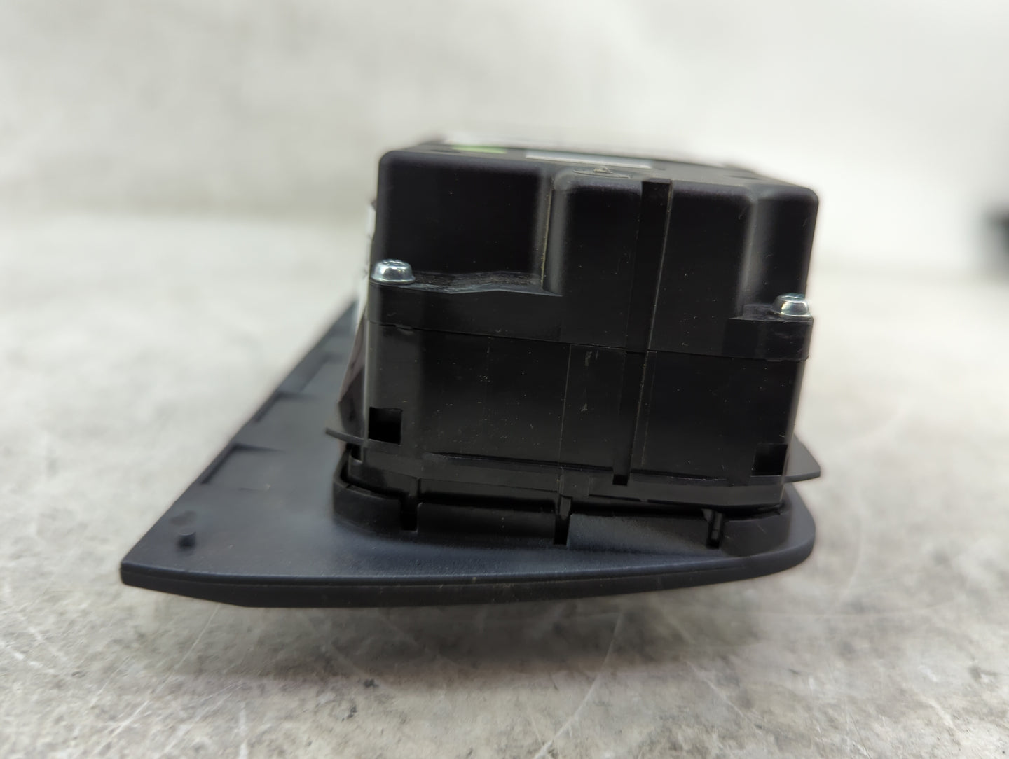 2019 Bmw 330i Radio AM FM Cd Player Receiver Replacement P/N:65829891527-01 ZE9891527-01 Fits OEM Used Auto Parts - Oemuseda