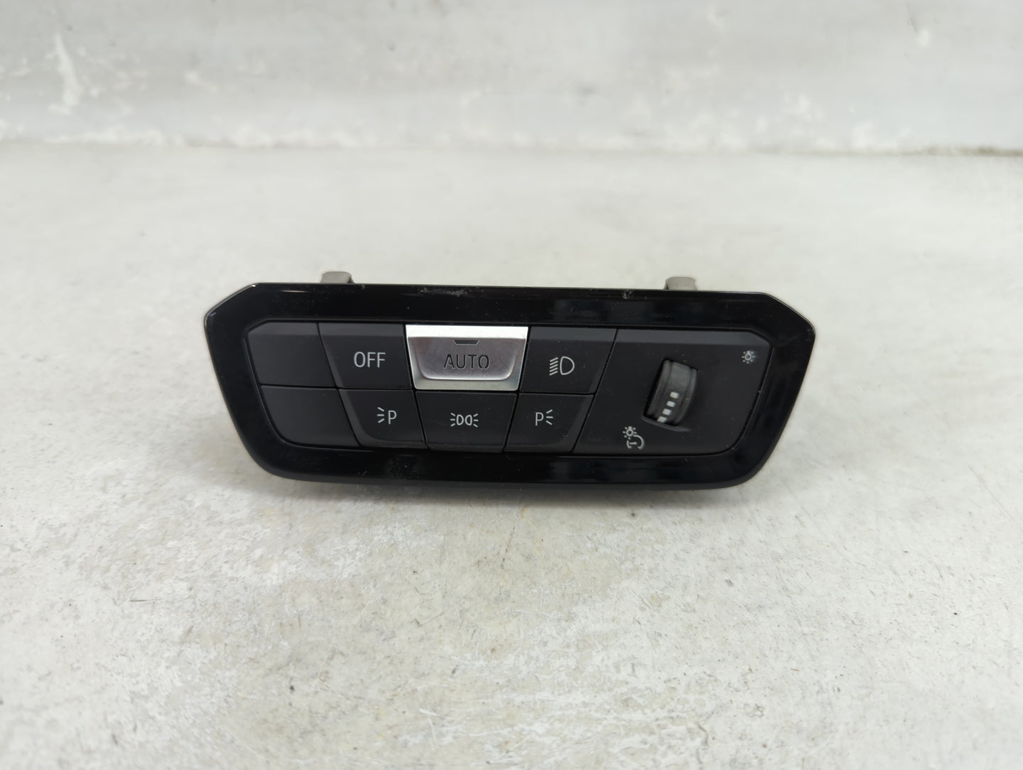 2019 Bmw 330i Headlight Head Light Switch Lamp Control 1451872 - Oemusedautoparts1.com