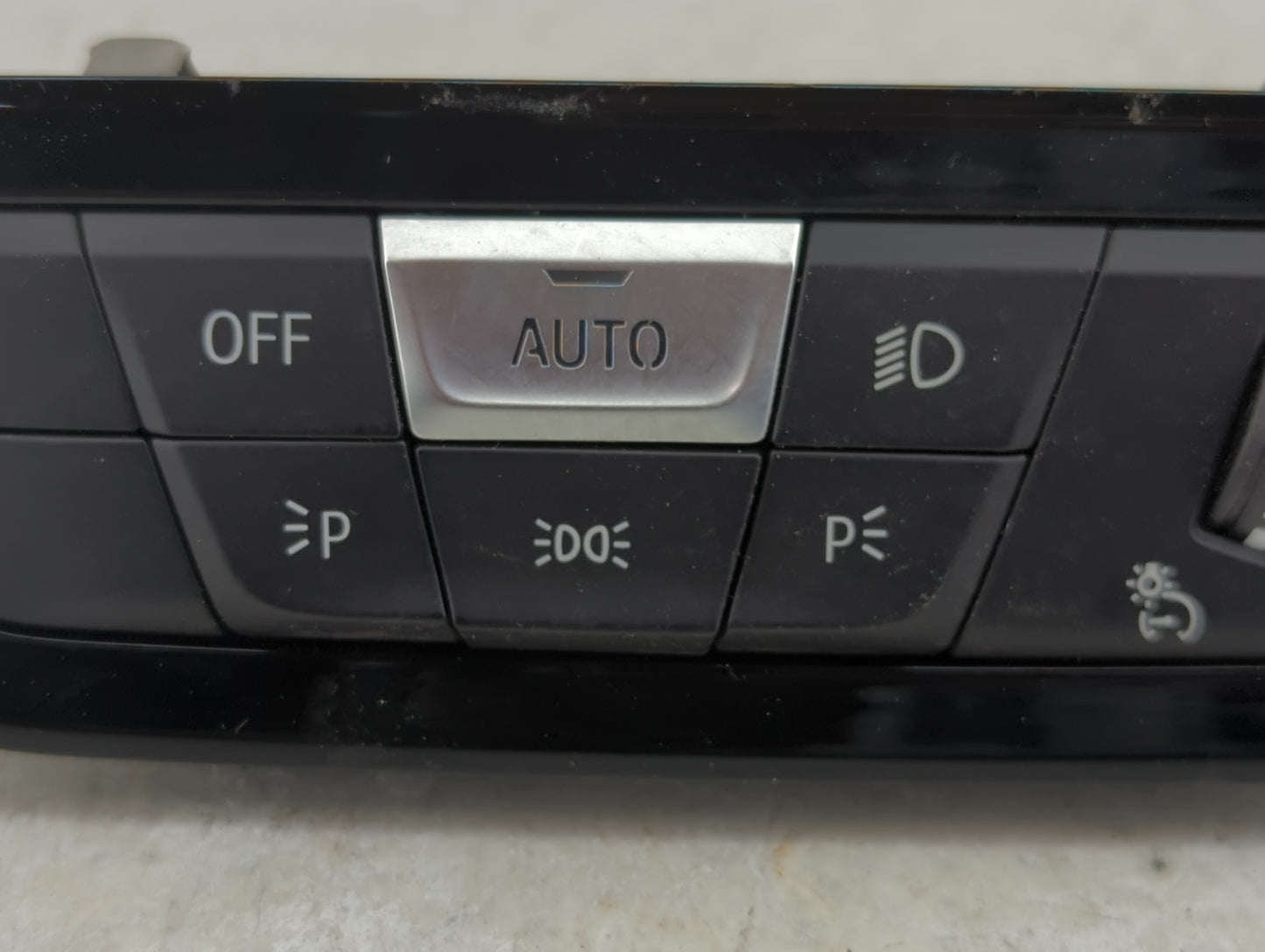 2019 Bmw 330i Headlight Head Light Switch Lamp Control 1451872 - Oemusedautoparts1.com