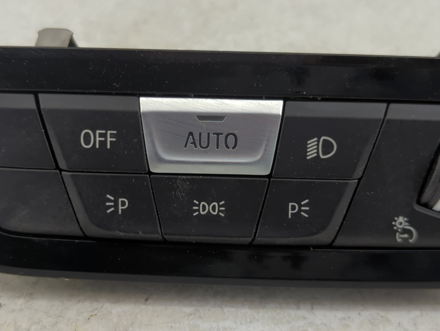 2019 Bmw 330i Headlight Head Light Switch Lamp Control - Oemusedautoparts1.com