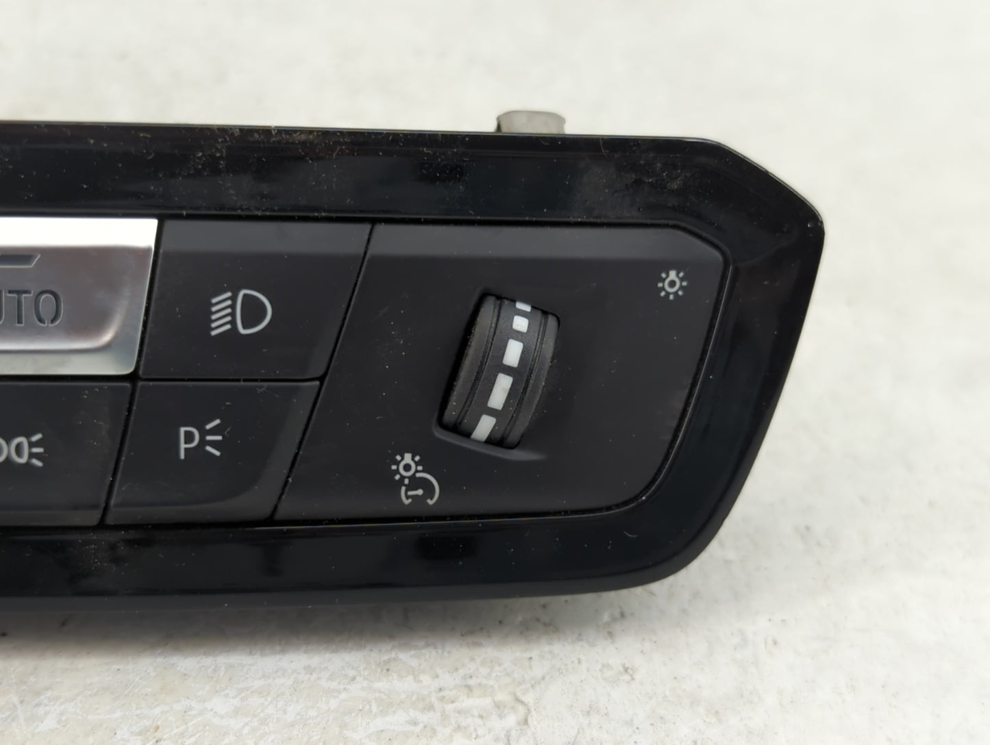2019 Bmw 330i Headlight Head Light Switch Lamp Control 9451139-01 - Oemusedautoparts1.com