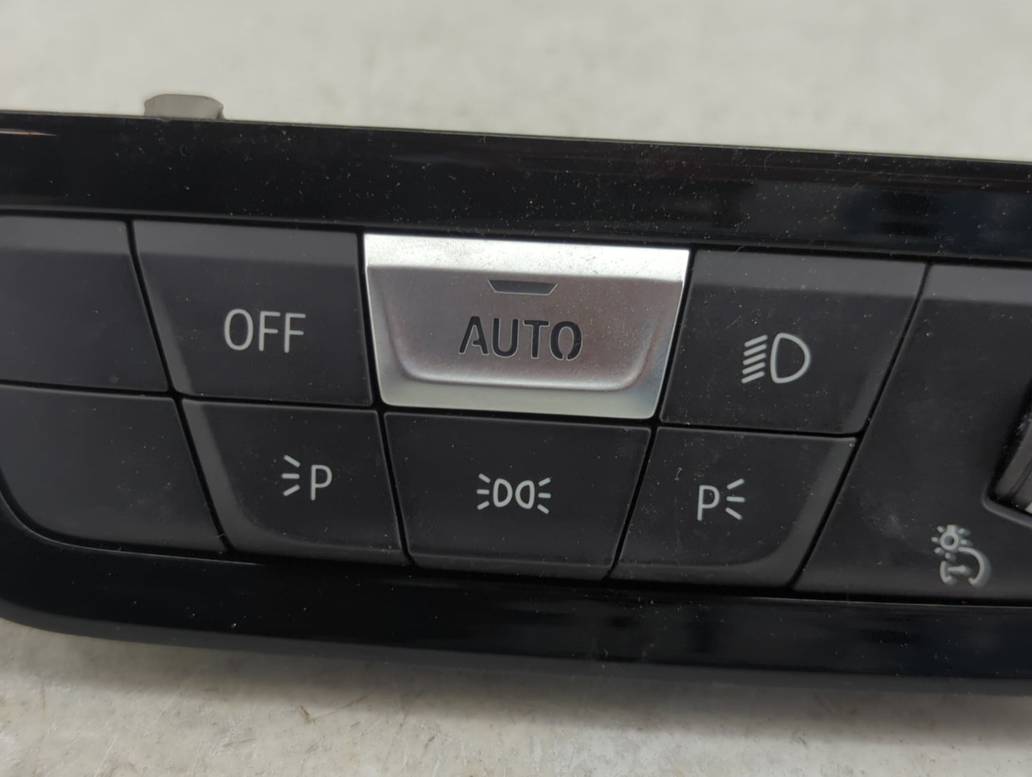 2019 Bmw 330i Headlight Head Light Switch Lamp Control - Oemusedautoparts1.com