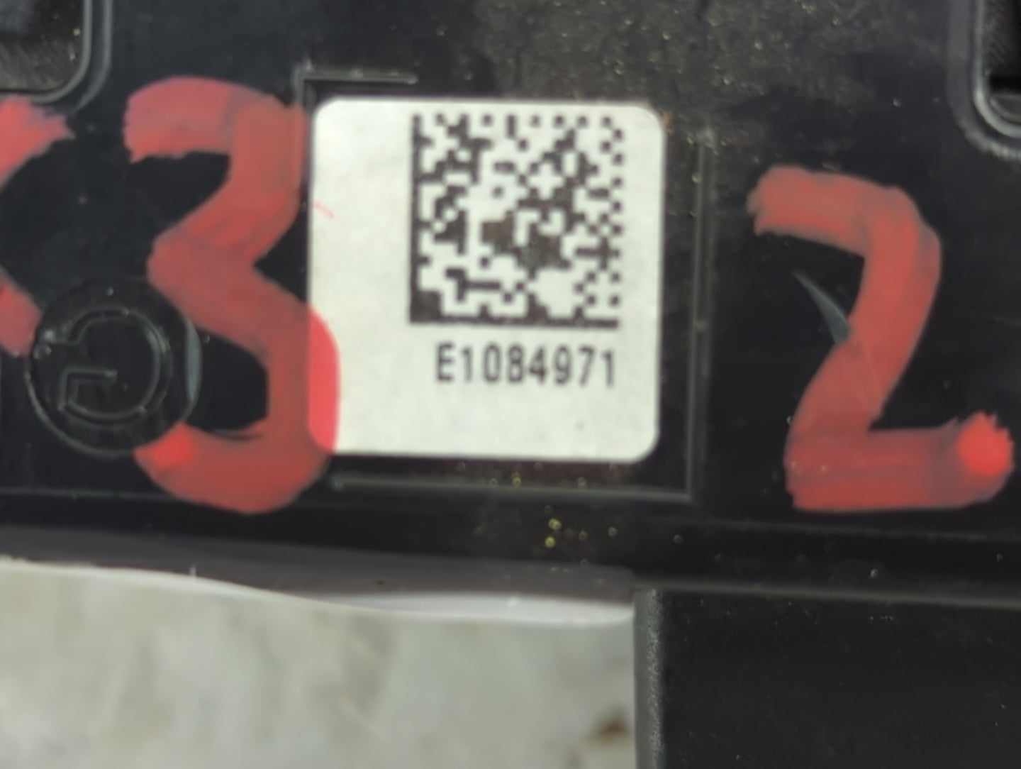 2019 Bmw 330i Headlight Head Light Switch Lamp Control E1084971 - Oemusedautoparts1.com