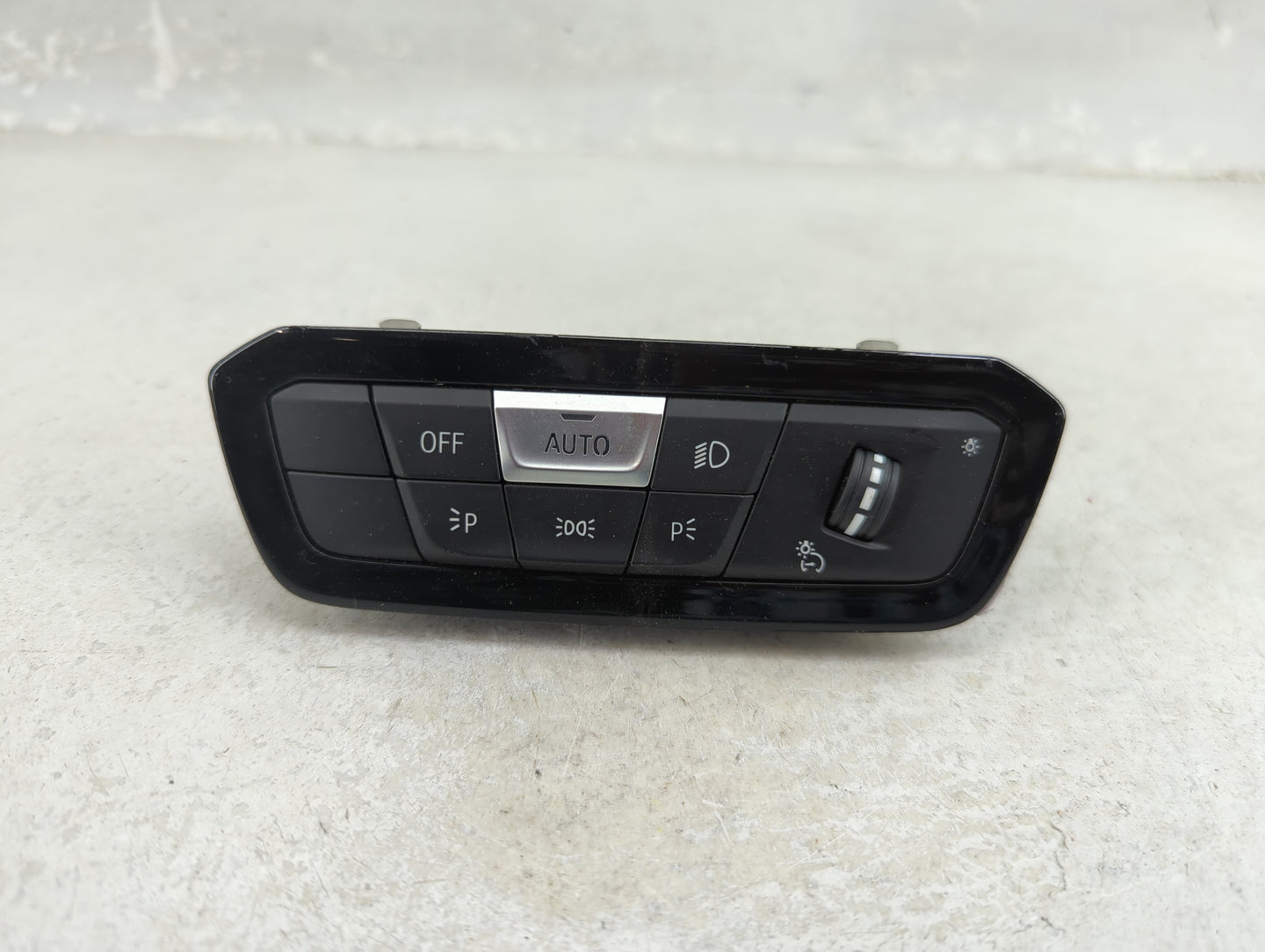 2019 Bmw 330i Headlight Head Light Switch Lamp Control - Oemusedautoparts1.com