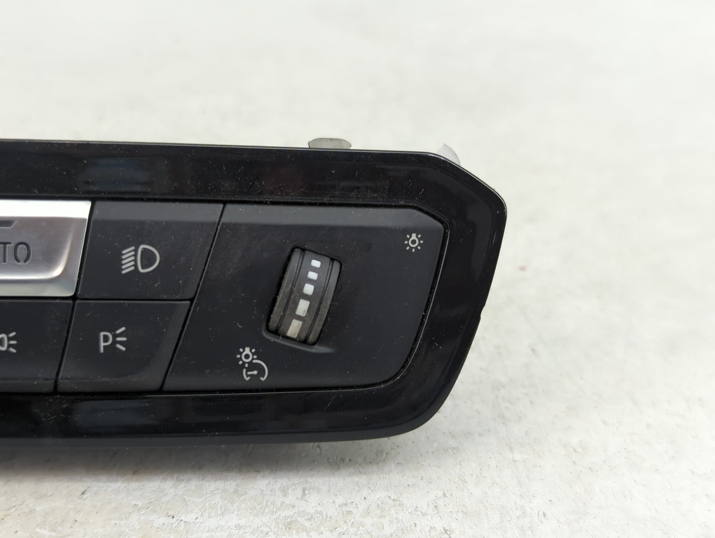 2019 Bmw 330i Headlight Head Light Switch Lamp Control - Oemusedautoparts1.com
