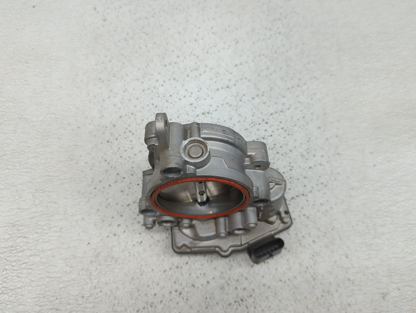 2017-2021 Bmw 330i Throttle Body P/N:8601651 A2C15021900 Fits Fits 2016 2017 2018 2019 2020 2021 2022 OEM Used Auto Parts - 